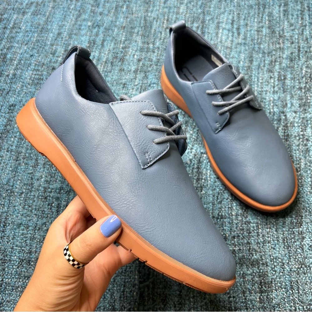 Ponto Footwear The Pacific Lightweight Casual Dress Shoes in Slate Blue Womens 7